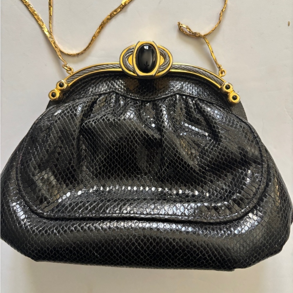 FINESSE LA MODEL BRAND BLACK TEXTURED BAG SHOULDER/CROSSBODY
WITH GOLD CHAIN